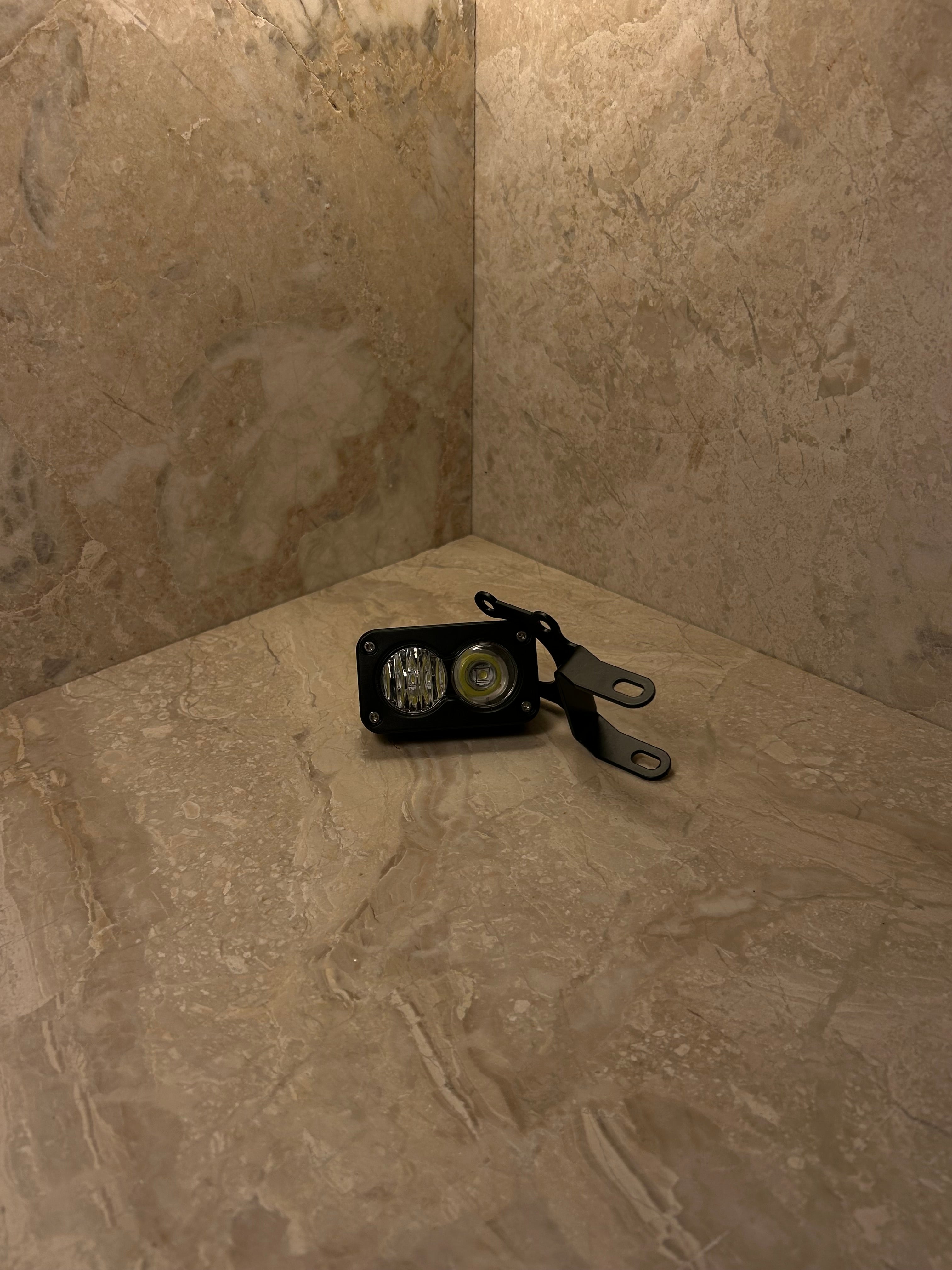 Plug and Play Baja Style Light With Mount